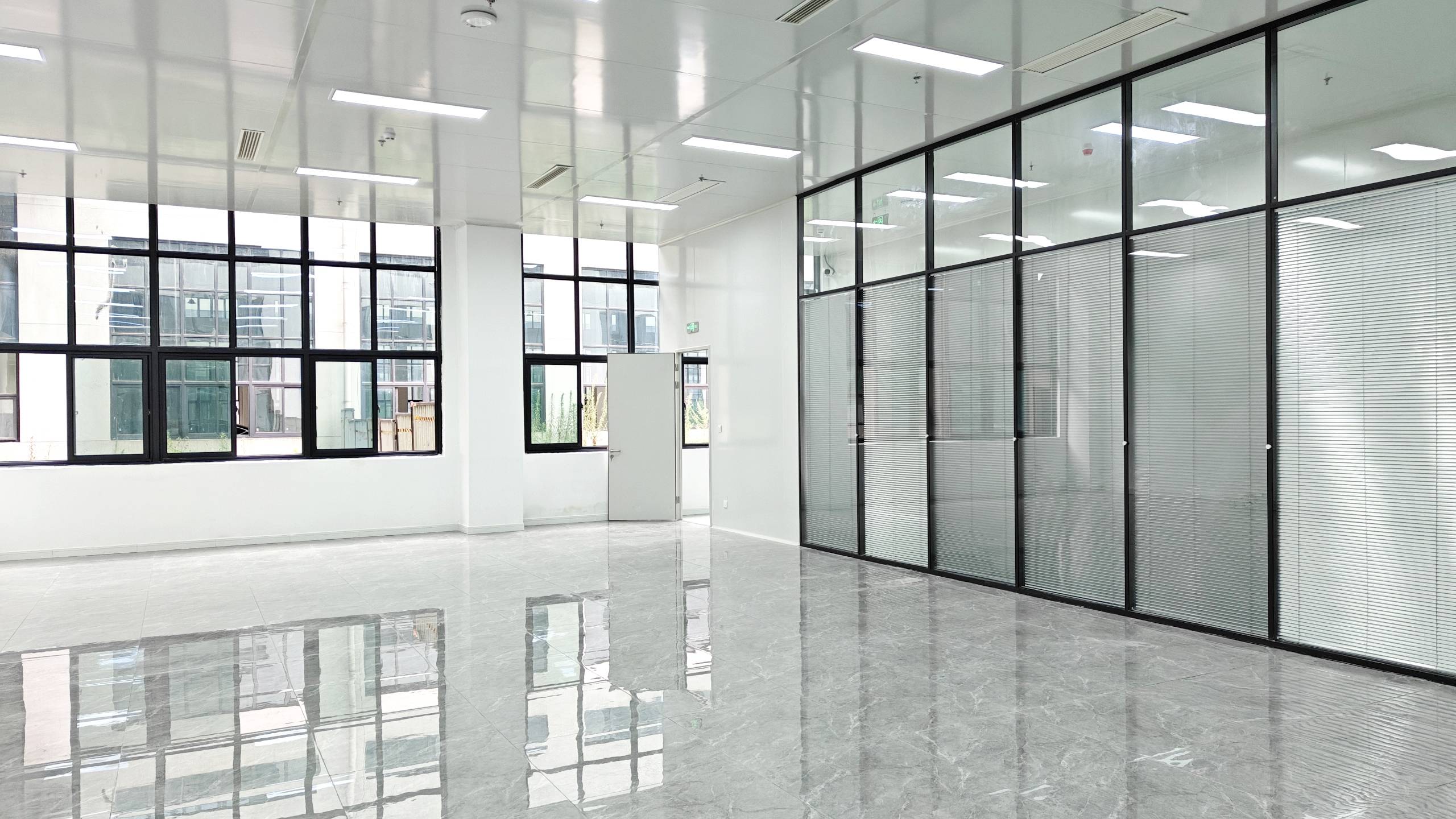 1725960323820368.jpg 1725960323820368.jpg