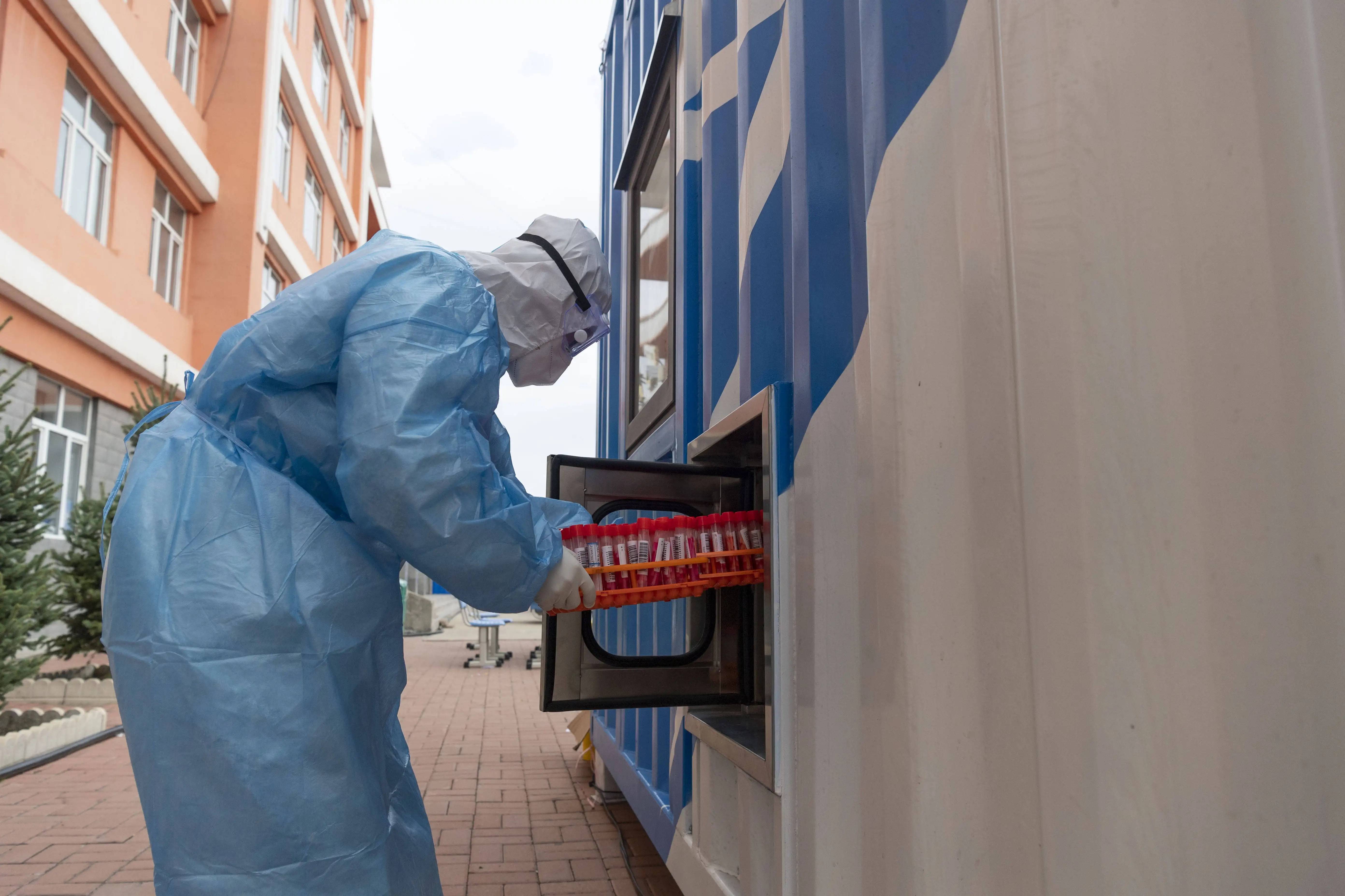 移動(dòng)PCR方艙實(shí)驗(yàn)室