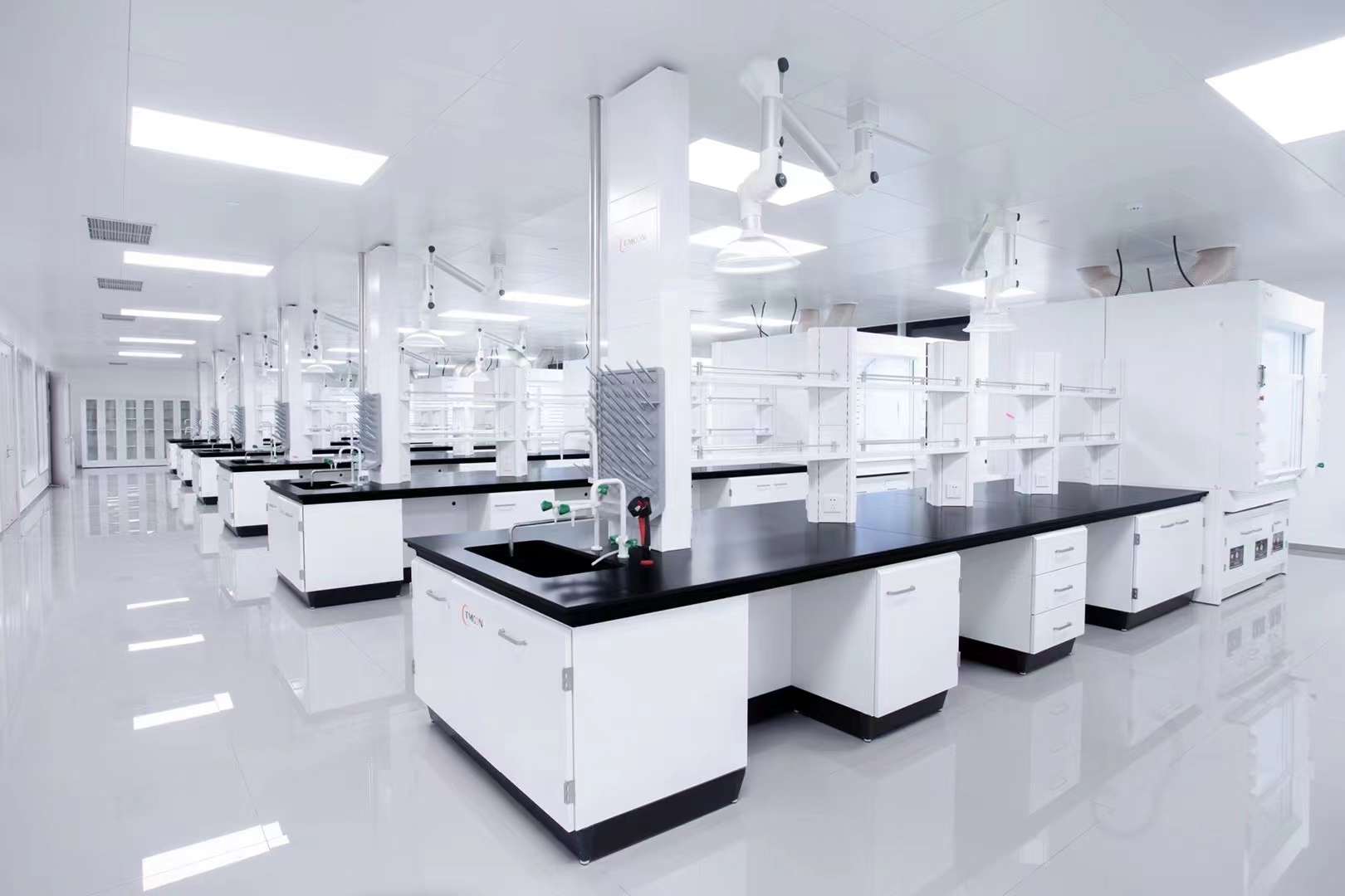 ?實驗室改造必讀：關(guān)鍵注意事項助您高效升級